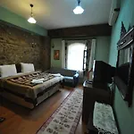 Yorgo Seferis Bed & Breakfast Urla