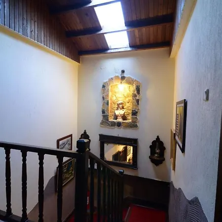 Yorgo Seferis Bed & Breakfast Urla