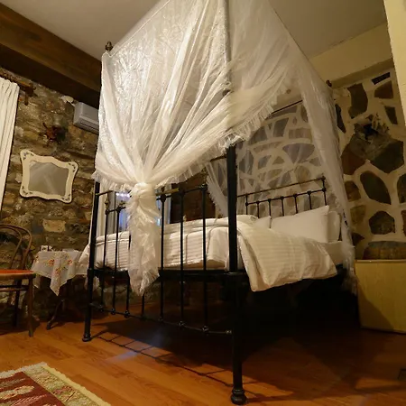 B&B Yorgo Seferis 4*