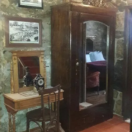 Yorgo Seferis Oda ve Kahvaltı Urla