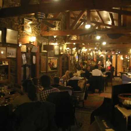 住宿加早餐酒店 Yorgo Seferis 乌尔拉