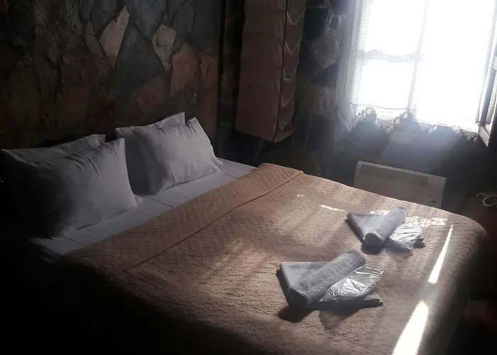 Yorgo Seferis Bed & Breakfast 4*