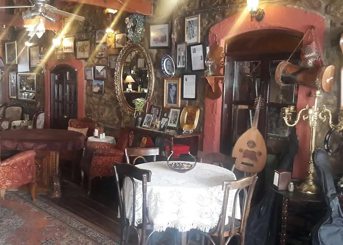 Oda ve Kahvaltı Yorgo Seferis